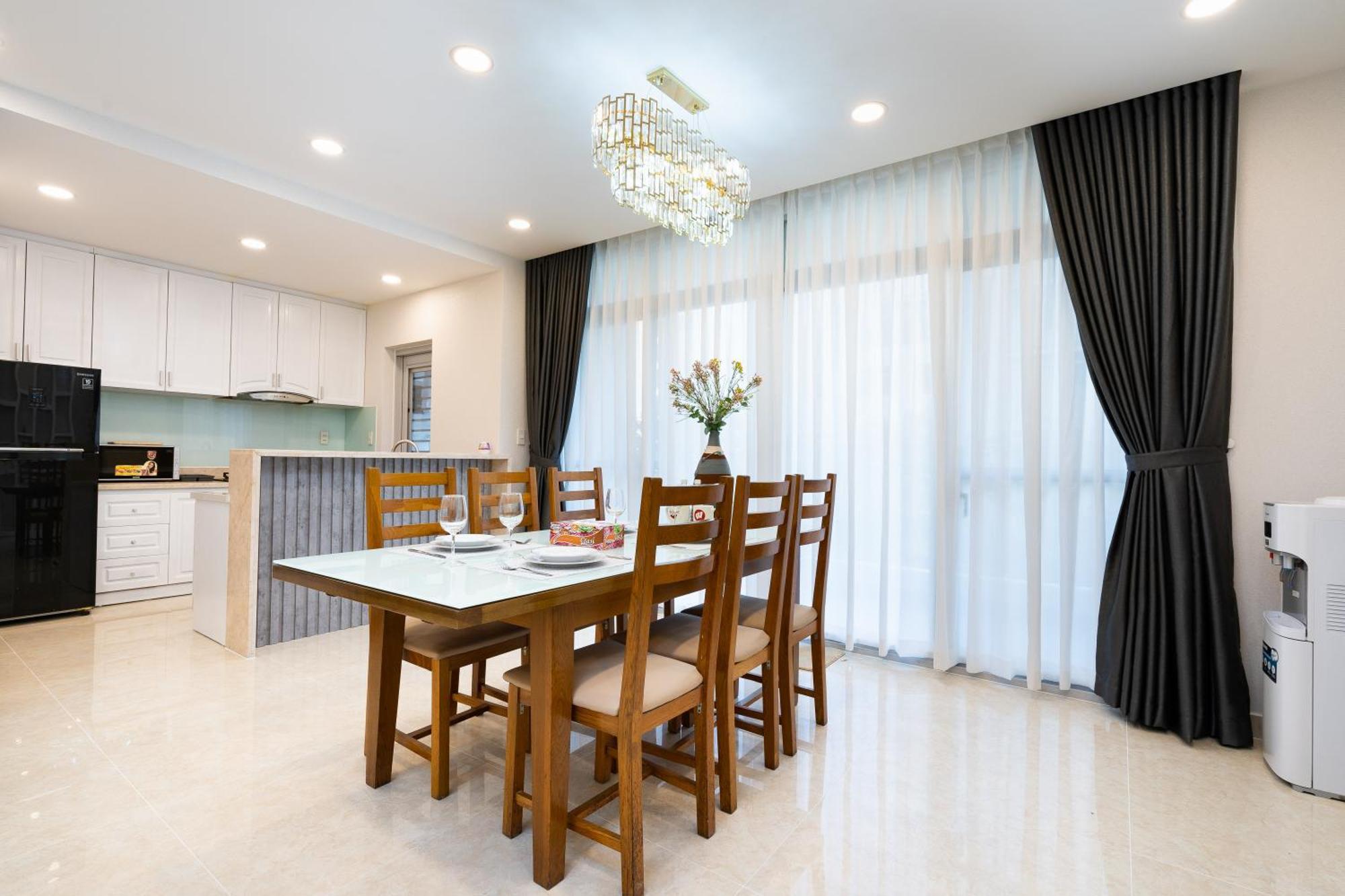 Convinia Luxury Starhill TP. Hồ Chí Minh